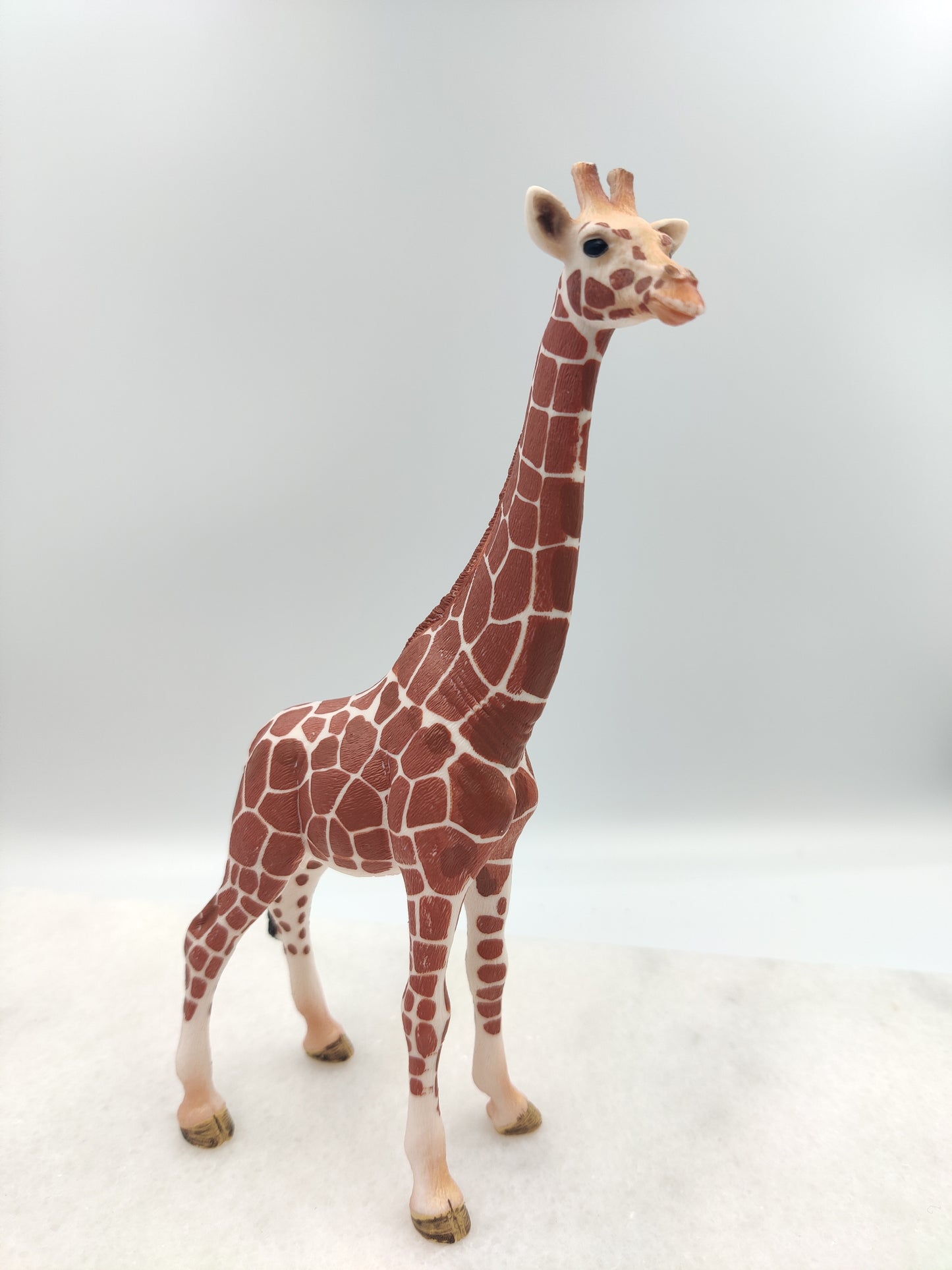 Schleich Giraffe Female Safari Animals