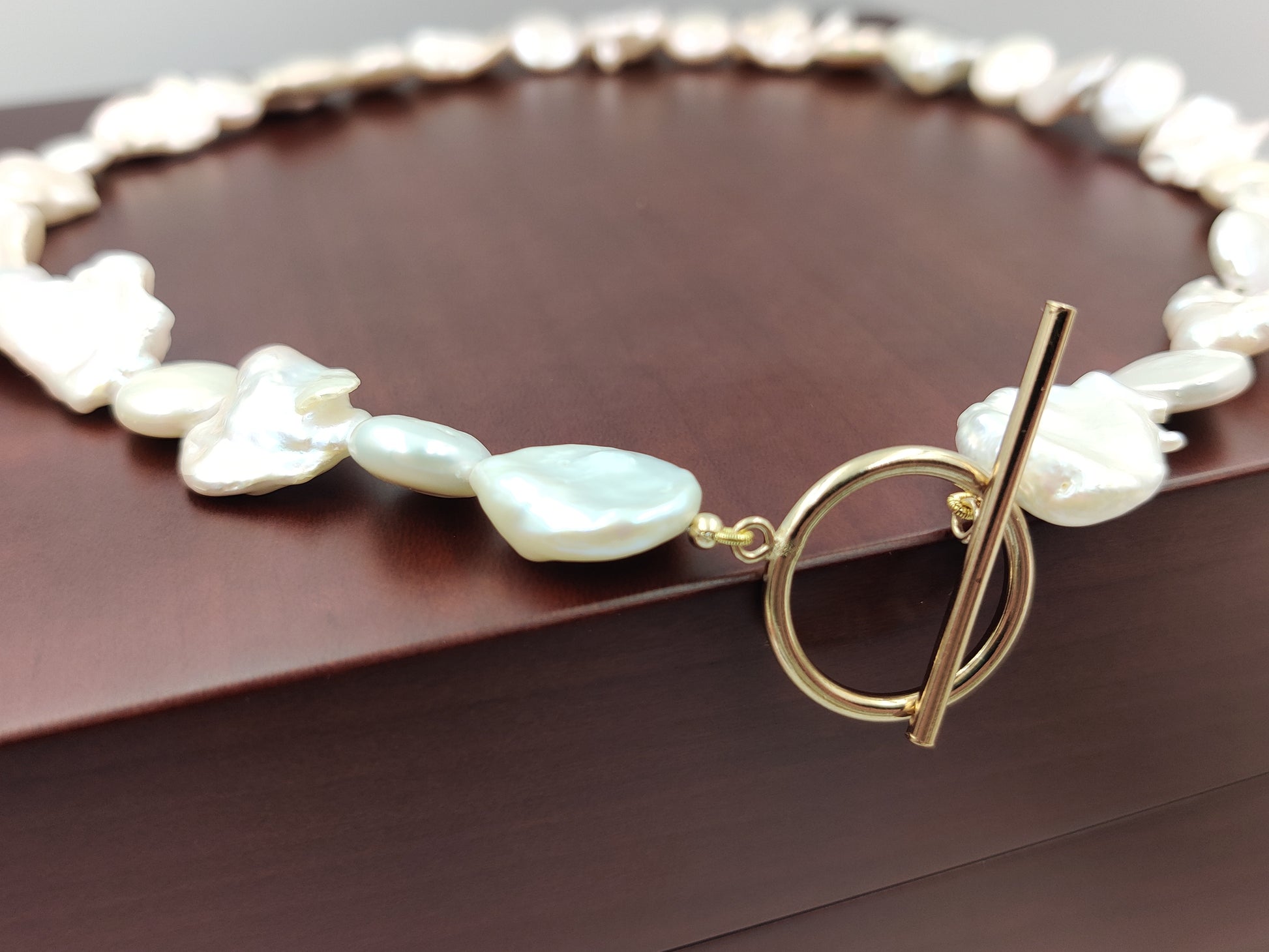 Premium Quality Keishi Ivoy Pearl Toggle Choker Necklace, Side View
