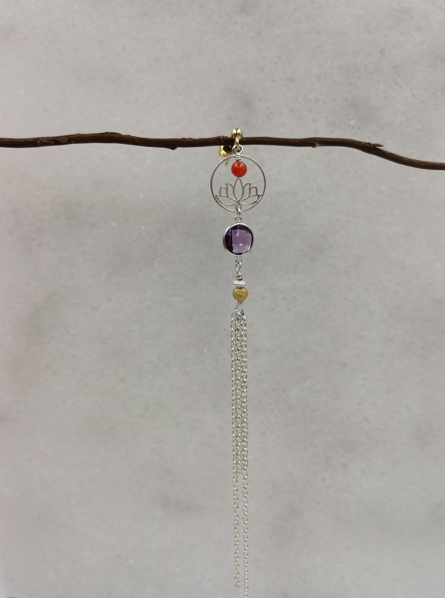 EBB Jewellery Fleur de lotus Asymétrique Amethyst Earrings