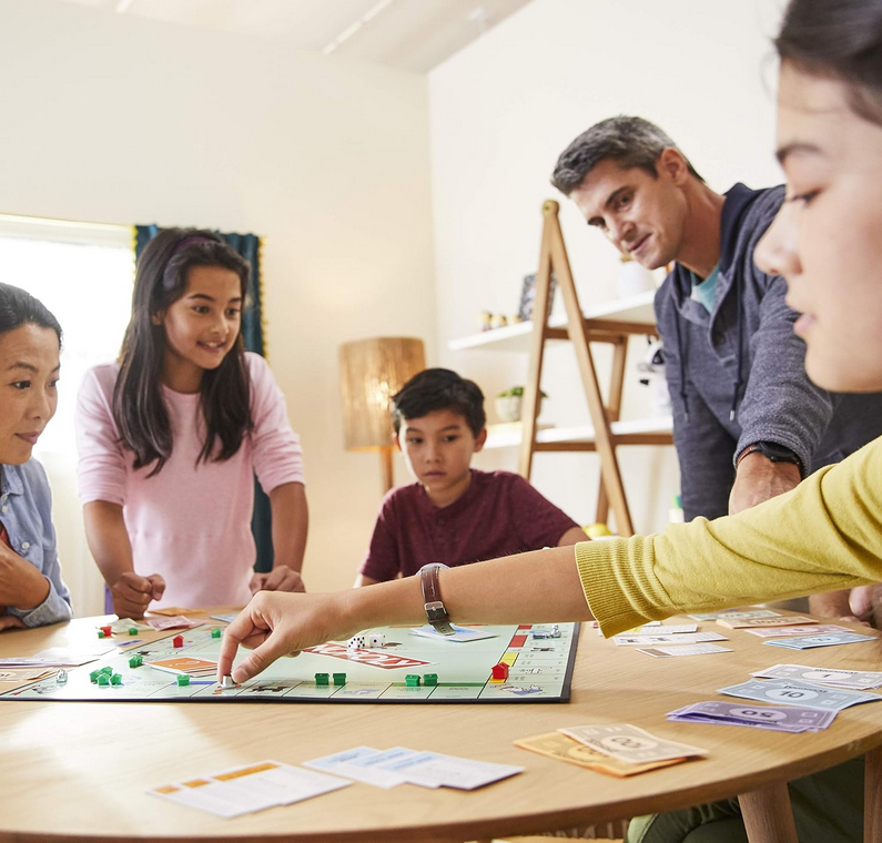 Monopoly Classic Bordspel met nieuwe Algemeen Fondskaarten