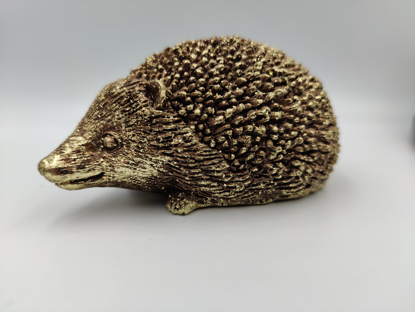 Hedgehog Home Nature Decoration Animal Figure Glittered Gold in 2 sizes