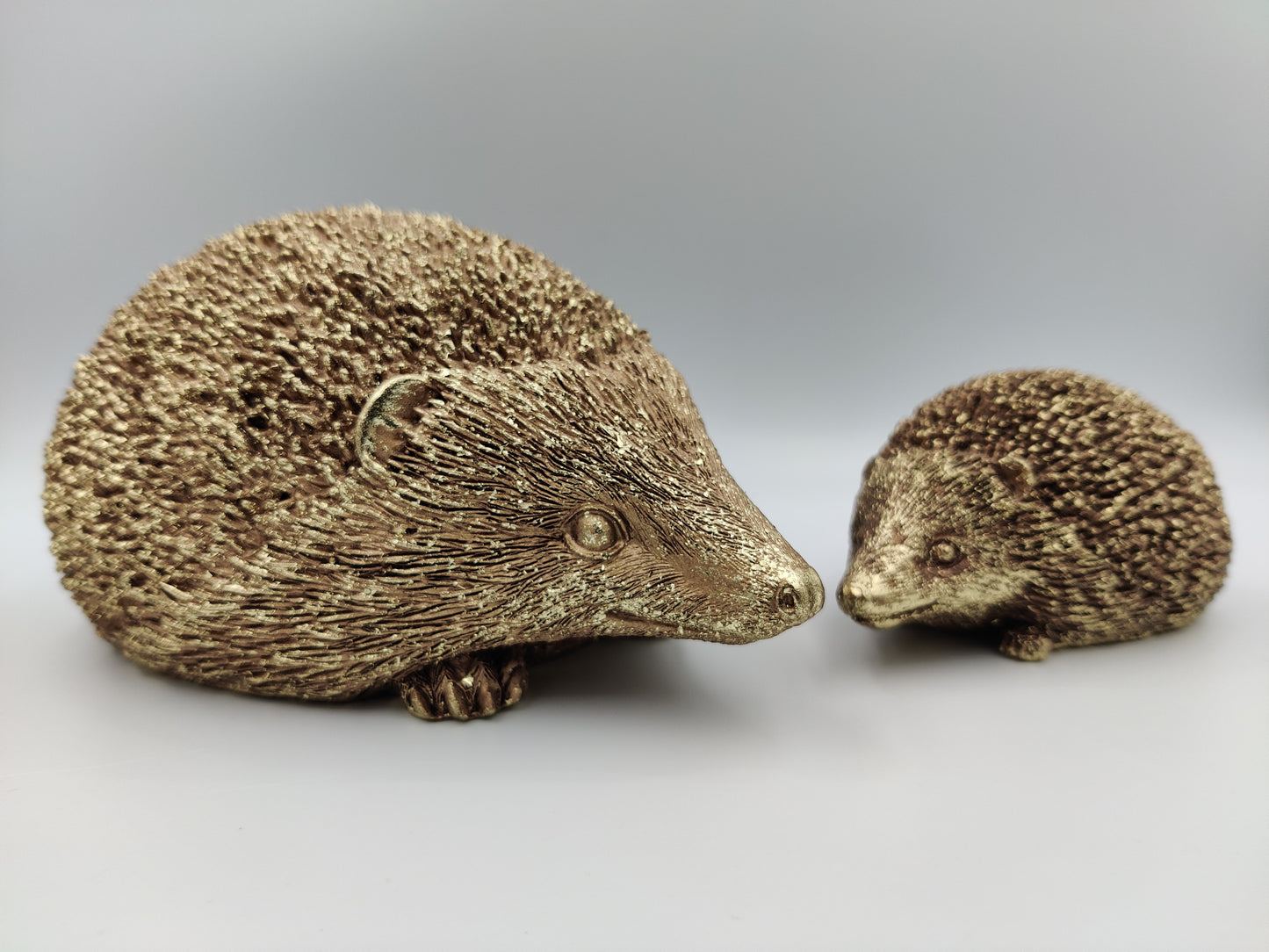 Hedgehog Home Nature Decoration Animal Figure Glittered Gold in 2 sizes